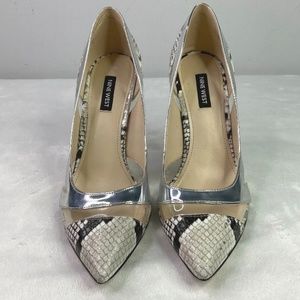 Nine West Heels Tamika Size 9M Pointy Toe Pumps Silver Snake Print 4"